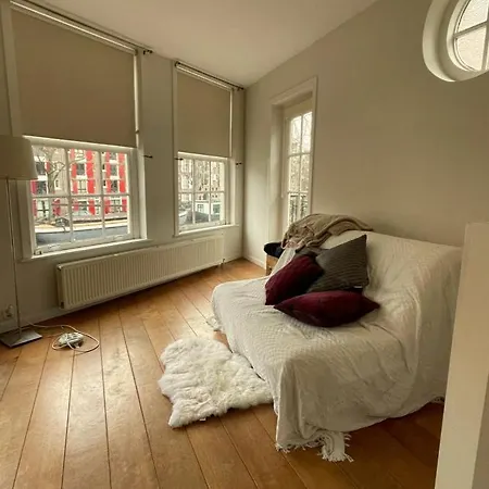 Charming In The Center Apartman *